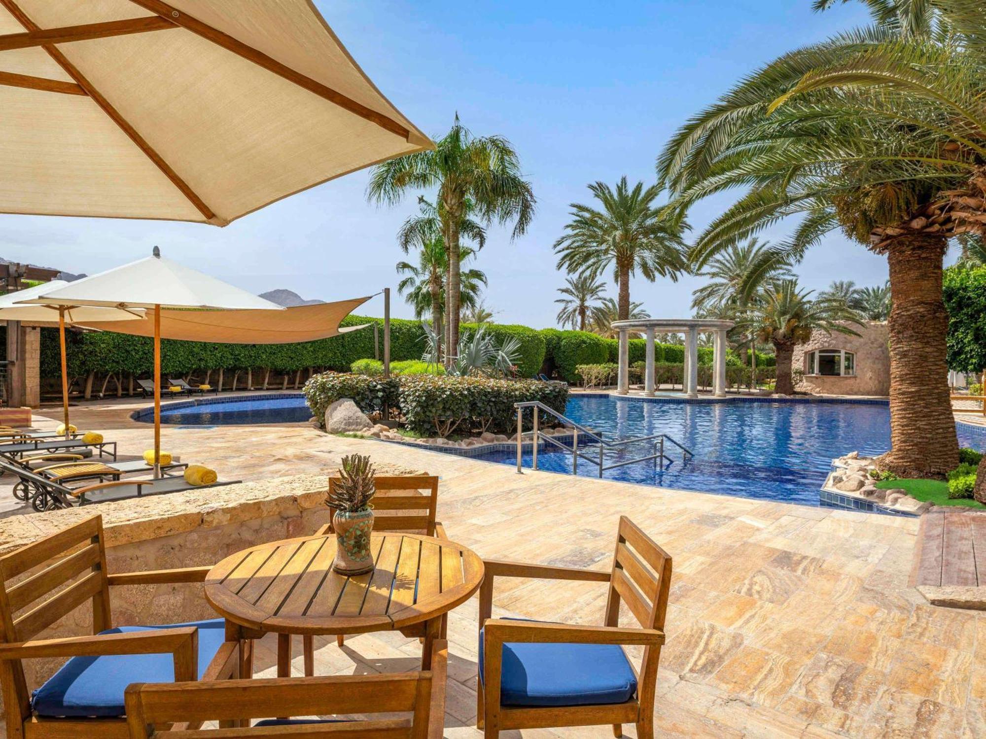 Moevenpick & Residences 5*